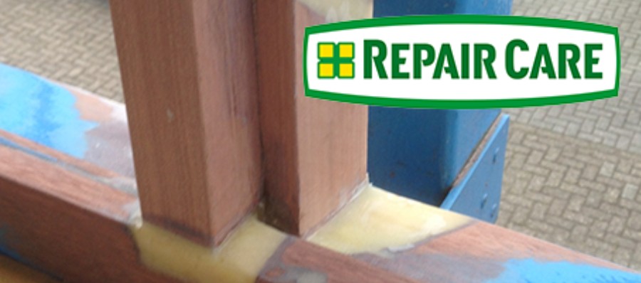 Kozijnen met houtrotreparatie en nieuwe laklaag